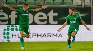 {{ otherArticle[0].article.title }}