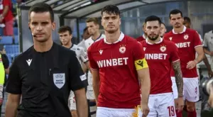 {{ otherArticle[0].article.title }}