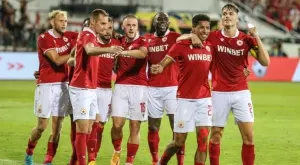 {{ otherArticle[0].article.title }}