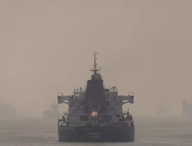 Лъже ли пак Русия? Голям военен кораб е ударен при атаката в Новоросийск (ВИДЕО)