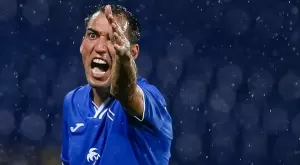 {{ otherArticle[0].article.title }}