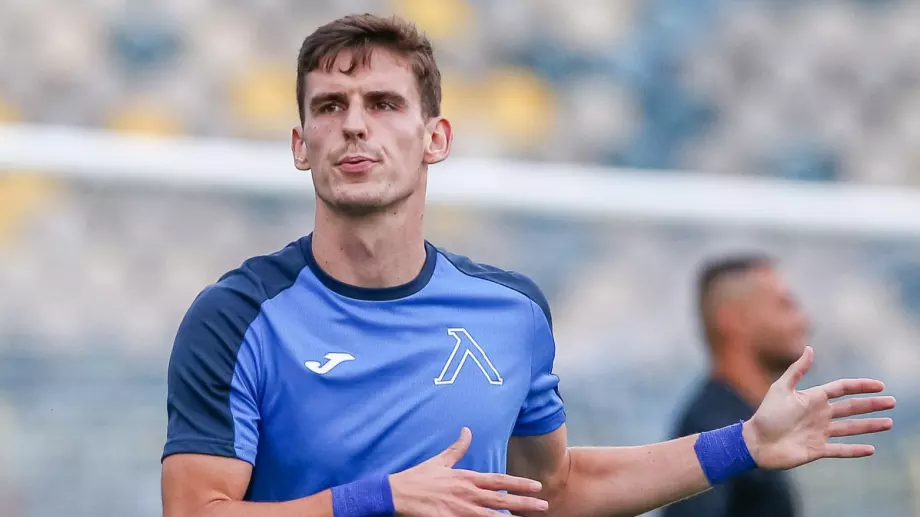 Илиян Стефанов се превръща в талисман на Левски срещу ЦСКА