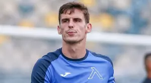 {{ otherArticle[0].article.title }}