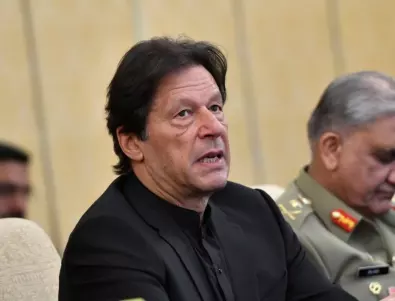 В Пакистан забраниха на медиите да излъчват речи на бившия премиер