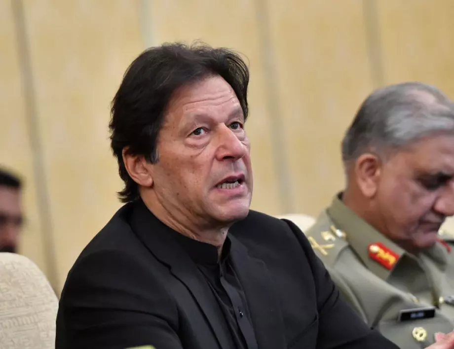 Имран Хан подозира, че властта в Пакистан иска да го убие