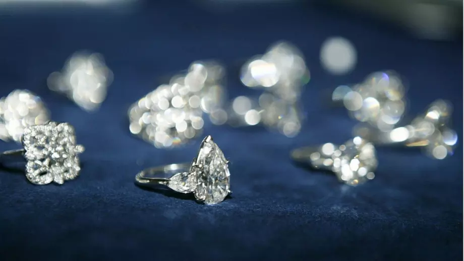 Синтетичните диаманти или как луксът стана евтин