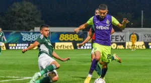 Лудогорец залага на свой юноша за стълб в играта срещу Жалгирис?