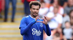 Еуфория в Истанбул - Деле Али е в Турция за подпис с Бешикташ (ВИДЕО)