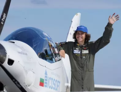 17-годишен постави рекорд за околосветски полет, кацна в България (ВИДЕО)