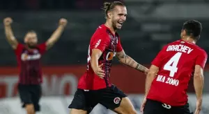 {{ otherArticle[0].article.title }}