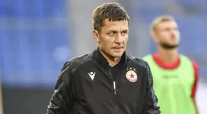 {{ otherArticle[0].article.title }}