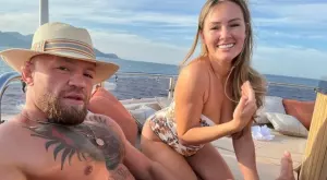 {{ otherArticle[0].article.title }}