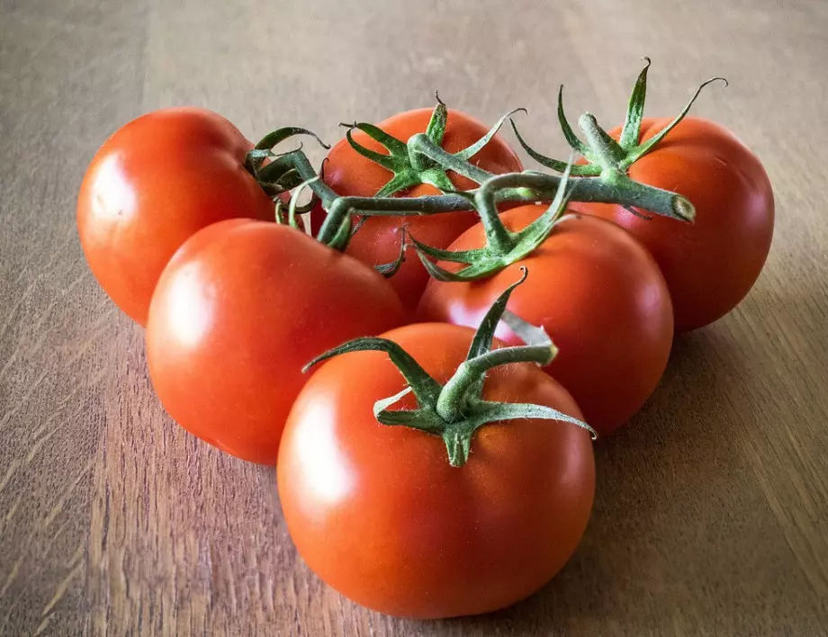 На кого не се препоръчва да консумира сушени домати?