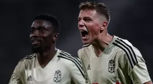 {{ otherArticle[0].article.title }}