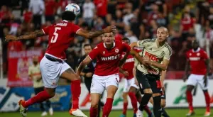 {{ otherArticle[0].article.title }}