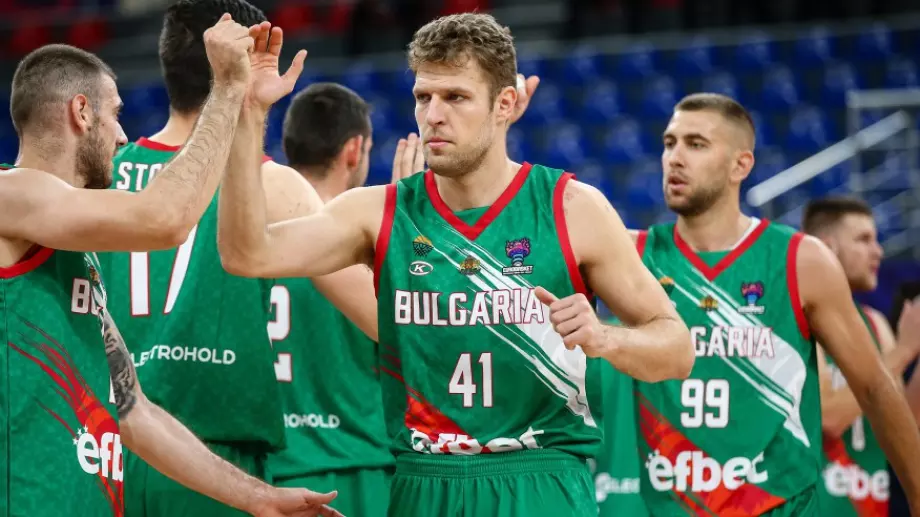 Александър Везенков назова грешките на България при загубата от Испания на Евробаскет 2022