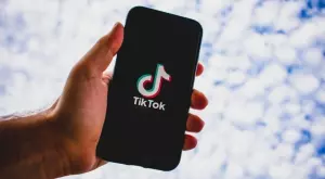 САЩ заплашва TikTok със забрана, ако не се отдели от китайската компания майка ByteDance