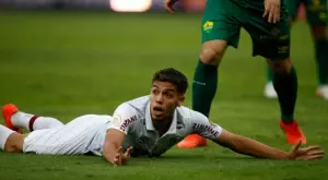 {{ otherArticle[0].article.title }}