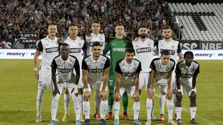 Локомотив Пловдив купува отбор във Франция? Ето каква е идеята на "смърфовете"