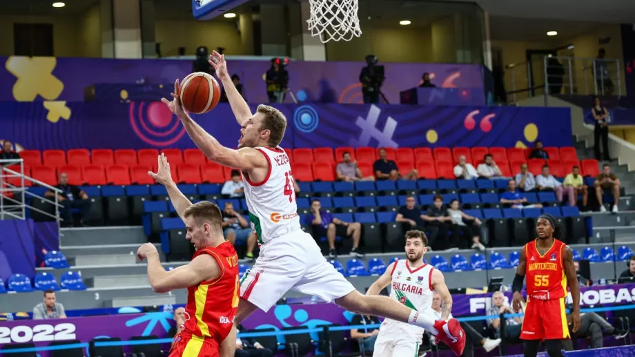Ужасяваща трета част лиши България от първа победа на Европейското по баскетбол