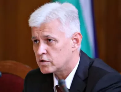 Министър Димитър Стоянов сподели каква военна помощ България ще изпрати на Украйна