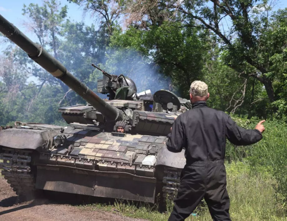 САЩ с нов пакет военна помощ за Украйна, Киев получава танкове и безпилотни самолети