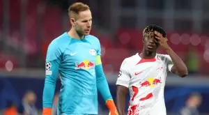 Когато се помислиш за Нойер: Вратар с безумна грешка в Шампионска лига (ВИДЕО)