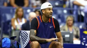 "Сега видяхме всичко": Фен се подстригва, докато гледа Ник Кирьос на US Open (СНИМКИ)