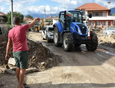 Адвокати съветват пострадалите от наводненията в Карловско да търсят правата си в съда
