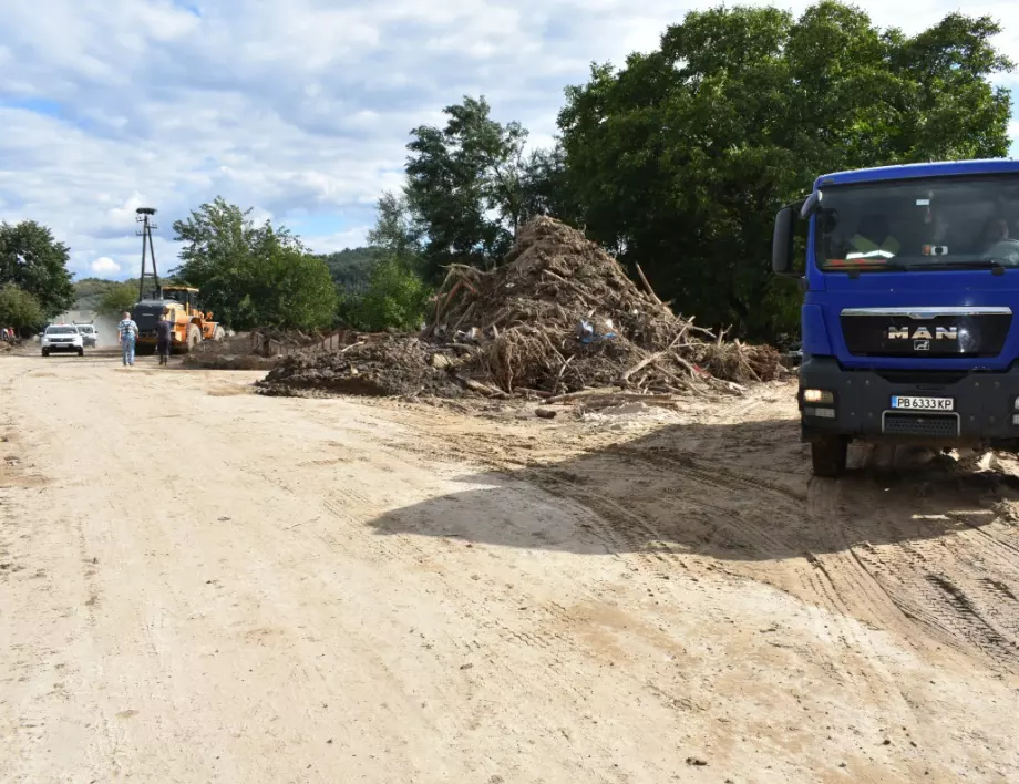 Психолози на БЧК влизат в най-засегнатите от наводненията карловски села