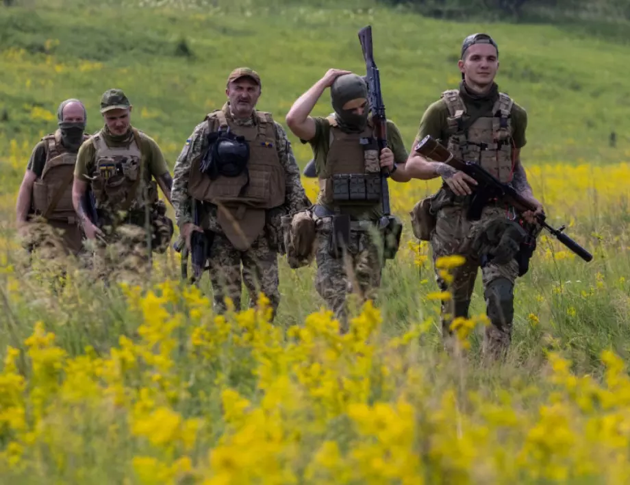 Руснаците губят и при Бахмут, украински пробив в Луганска област подлуди Кадиров