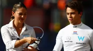 {{ otherArticle[0].article.title }}