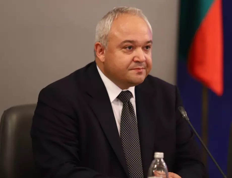 Министърът на МВР: Стрелецът по 3-о РУ е опитвал да разработва взривни вещества