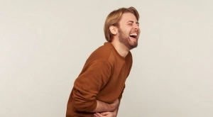 Вечерен виц: Един мъж решил да се отърве от котарака на жена си.