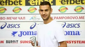 {{ otherArticle[0].article.title }}