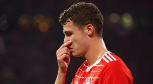 ВИДЕО: Хиляди се изсмяха на френски национал, но малко разбраха посланието му