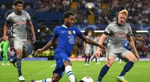 {{ otherArticle[0].article.title }}