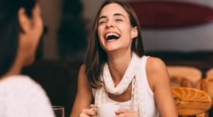 Виц на деня: Днес бях на доктор и исках да ме прегледа в присъствието на хубавата медицинска сестра..