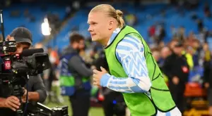 {{ otherArticle[0].article.title }}