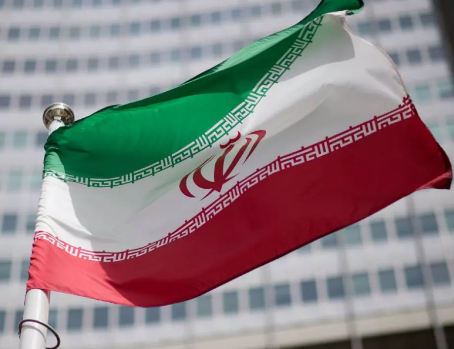 Първи арести в Иран след самоубийствените атентати