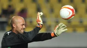 {{ otherArticle[0].article.title }}