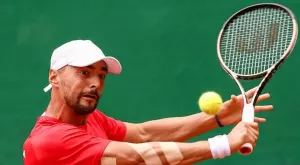 Димитър Кузманов спечели първия сет срещу световния №148, но няма да играе 1/2-финал в Германия