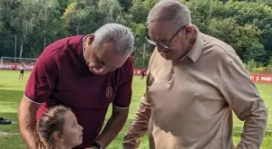 {{ otherArticle[0].article.title }}