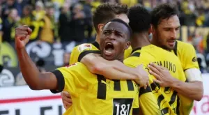 18-годишна звезда на Борусия Дортмунд шокиран от лъжите във вестниците