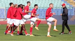 {{ otherArticle[0].article.title }}