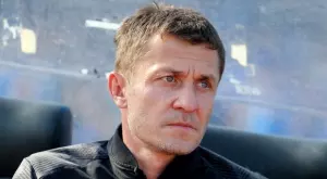 {{ otherArticle[0].article.title }}