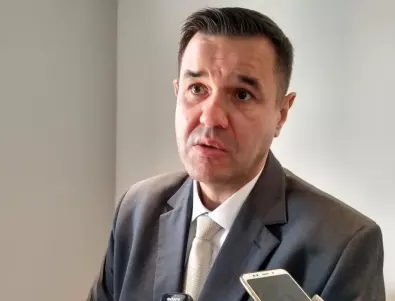 Министър Стоянов се усъмни дали партиите ще постигнат 3% дефицит