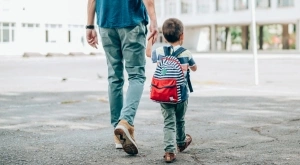 Виц на деня: Иванчо, как завърши годината?