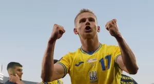 {{ otherArticle[0].article.title }}