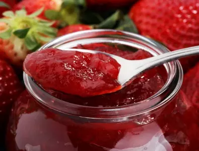 Колко точно захар се слага на сладко от ягоди?